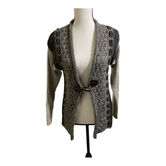 Vanity Italian womens cardigan knit mohair and wool blend. Size medium. … - Picture 6 of 14
